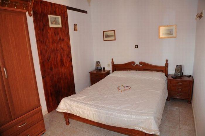 Apartment Chrysanthi &